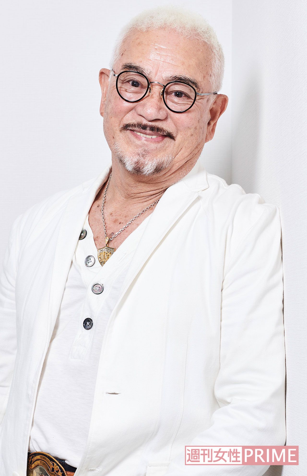 昨年6月、『週刊女性』で千葉真一さん生前最後のインタビューでの1枚。写真は一周忌の法要でも飾られていた