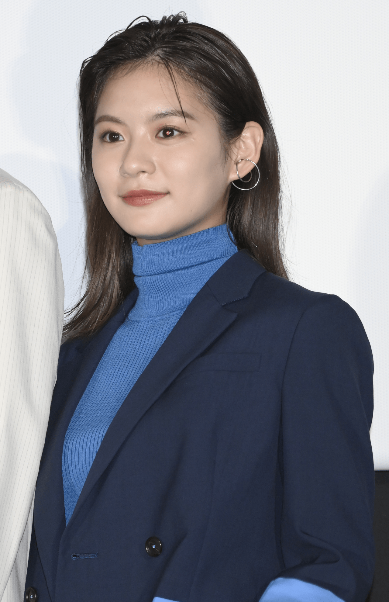 喜多川海夢役の女優・永瀬莉子