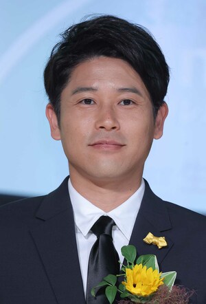 冷静な解説に「スカしすぎ」の声があった内田篤人／撮影・編集部
