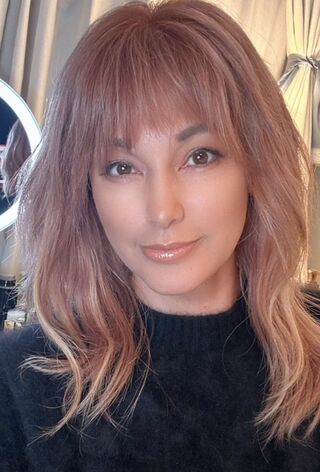 人毛を使っているウィッグを愛用中の梅宮アンナ（本人の公式インスタグラムより）