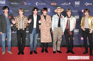 兵役の履行を発表したBTSの7人。左からV（テテ）、SUGA、JIN、グク、RM、ジミン、J－HOPE