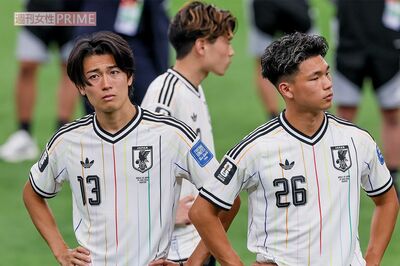 2026年6月30日、ブラジル戦後に悔しそうな表情の中村敬斗と塩貝健人JMPA代表撮影