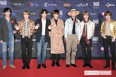 BTSの7人。左からV（テテ）、SUGA、JIN、グク、RM、ジミン、J－HOPE