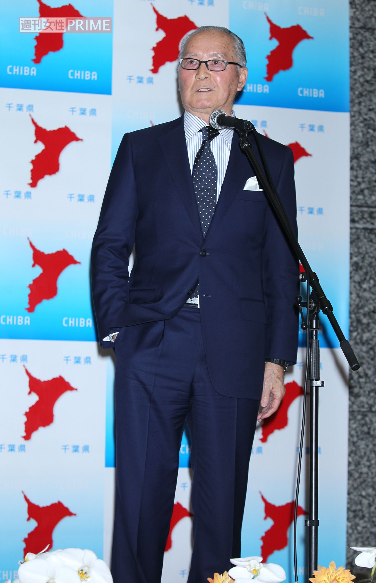 2013年5月31日の千葉県民栄誉賞の授賞式でも、国民栄誉賞受賞時と同じ濃紺スーツを着用した長嶋茂雄さん