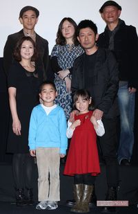 映画『毎日かあさん』で夫婦役を演じた小泉今日子と永瀬正敏。永瀬の才能を買い結婚しただけに、離婚後もそこは変わらないようだ
