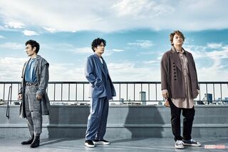 左から草なぎ剛、稲垣吾郎、香取慎吾　撮影／廣瀬靖士