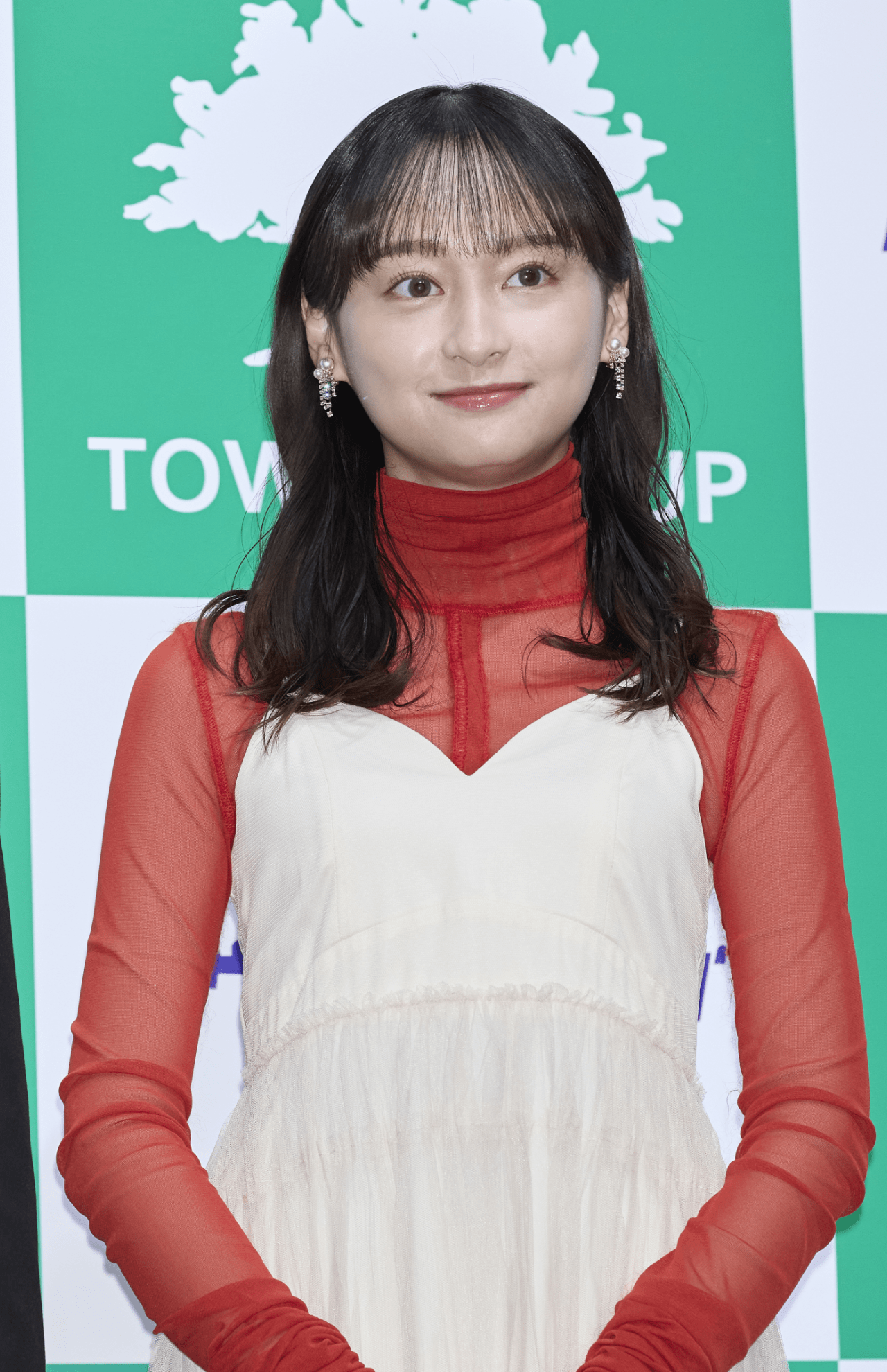 元日向坂46でタレントの影山優佳