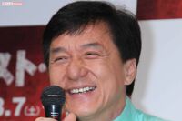 ジャッキー・チェン　中国のイベントで見せた「頭髪がほぼ真っ白で…」衝撃の近影、地元・香港の人たちが「…
