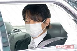 ７月30日、秋篠宮さまは『明治天皇例祭の儀』で皇居へ。同日、小室さんがＮＹで就職する意向が報じられた