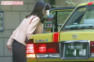 二宮和也と半同棲生活を送っていたころのIさん。ニノ宅から出てくる一枚