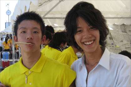 医師を目指すということに現実味が帯びてきた高校時代。文化祭で同級生とのワンシーン