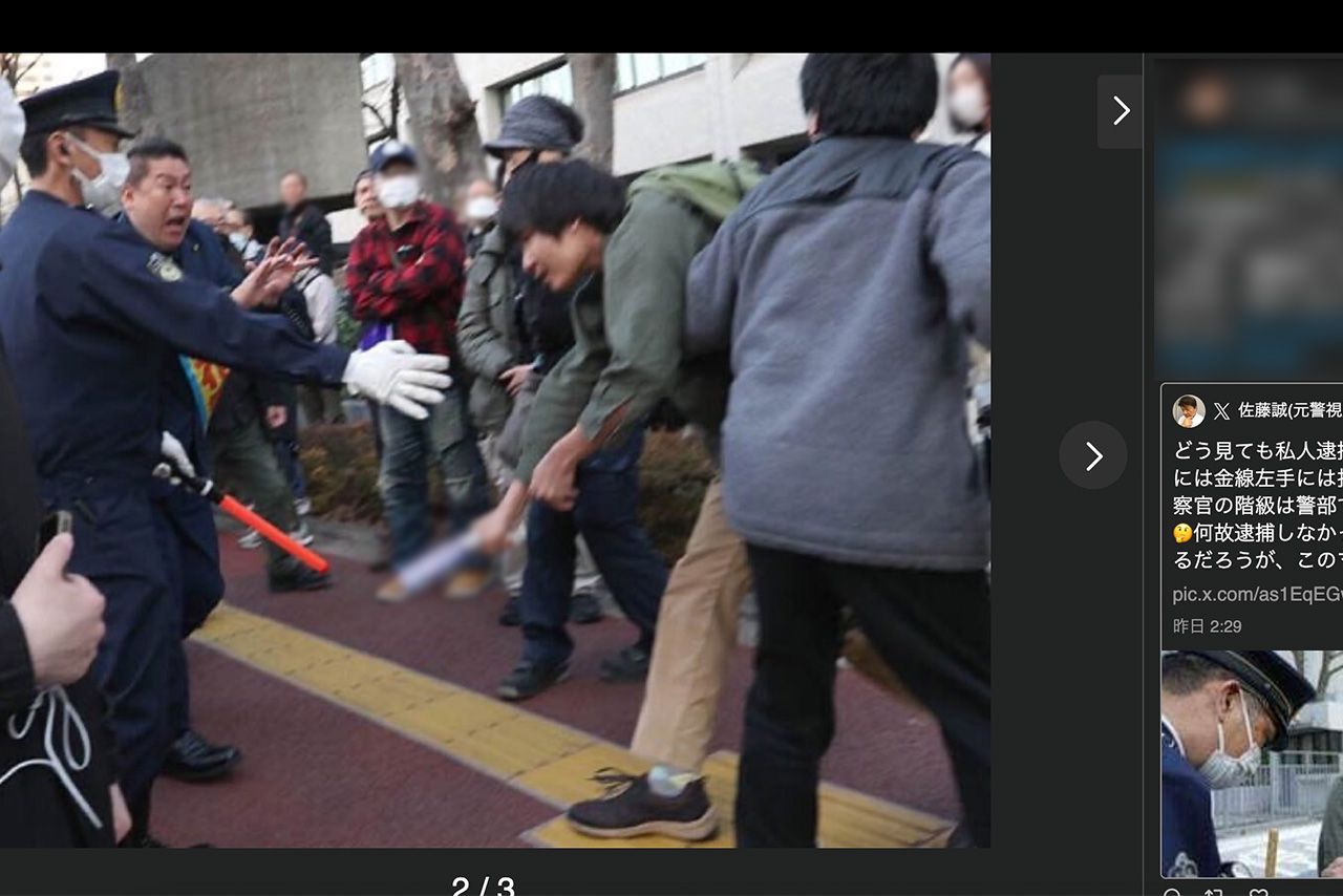SNS拡散されているNHK党・立花孝志氏の襲撃の瞬間。宮西詩音容疑者を取り押さえる民間人（右）と対照的な警察官（一部編集部加工）