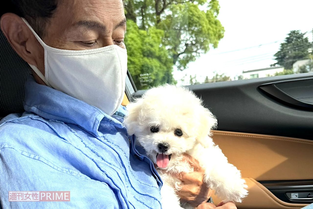 加トちゃんも、ことちゃんに癒されていました～　撮影／加藤綾菜