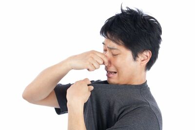 検証！黒Tシャツは臭くなりやすい？ スメハラ対策 “オレたちぞうきん族” 卒業の仕方