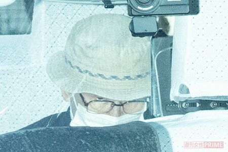 7月15日、東京地裁にタクシーで乗りつけた飯塚受刑者