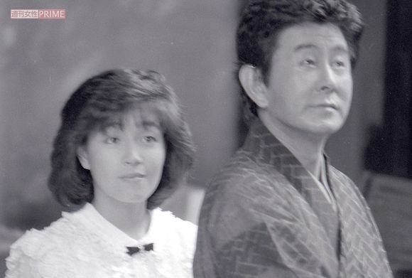 柏原芳恵と宇津井健の貴重な2ショット