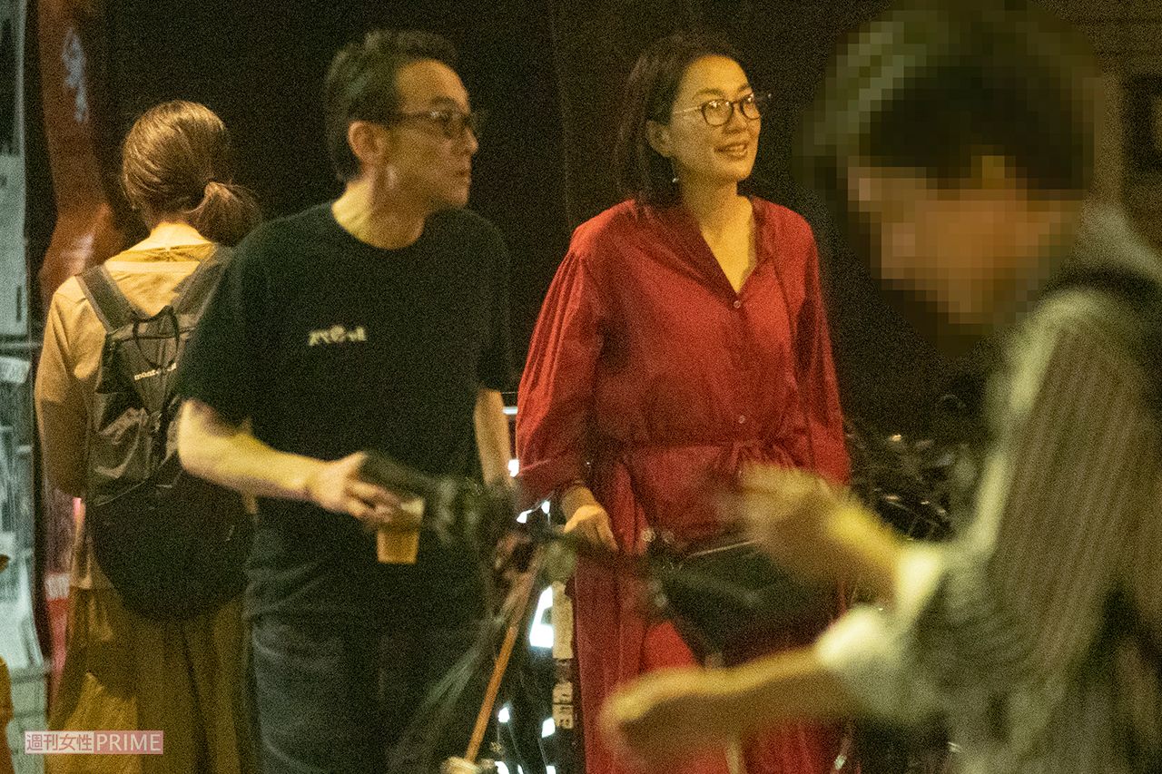 '19年ドラマ『特捜9』の出演者、田口浩正のライブに訪れた吹越満と羽田美智子