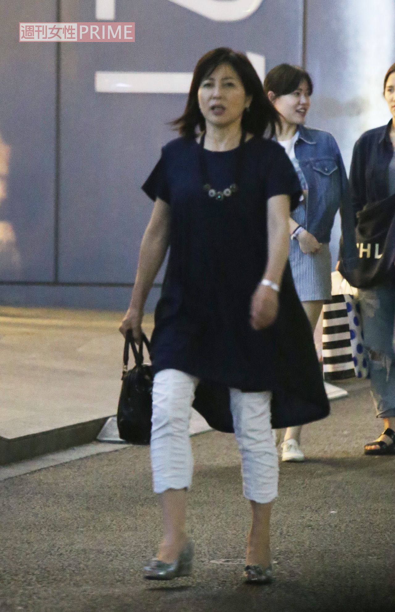 2014年、映画『アオハライド』打ち上げに参加した岡江久美子さん2/2