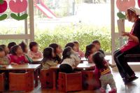 「保育園落ちた日本死ね!!!」から1年、変わった自治体と変わらない自治体