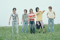 5人組新人ボーイズグループRUNIDRE《嵐に寄せすぎ》公式ビジュアルが物議…「似てると言われれば…」の声