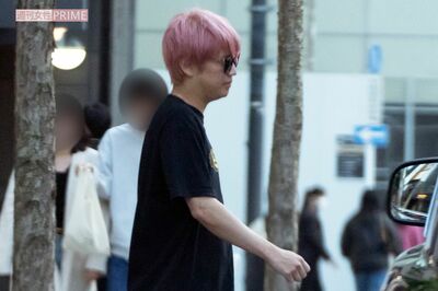 元NEWS・手越祐也が“成功者の証”ロールス・ロイスで銀座の街に降臨、脱毛サロンの全店舗閉店は「事業譲渡…