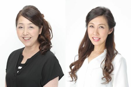 アベシスター・阿部惠子さん（左）＆阿部由美さん（右）●経絡リンパ整体師。驚異の小顔・痩身効果で女優やモデルからの支持も厚い、サロンアベシスター（https://abesister）を姉妹で営む。施術歴25年。著書に『胸鎖乳突筋をもめば、一瞬で顔が若返る』など。Instagram：＠abesister
