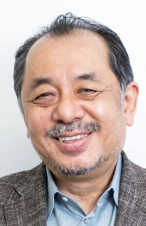 篠原菊紀先生●脳科学者。公立諏訪東京理科大学共通教育センター教授。応用健康科学、脳神経学を専門とする脳活動のエキスパート。数多くのオリジナル脳トレーニングを開発し、幼児教育から介護予防まで生かす試みを行っている。