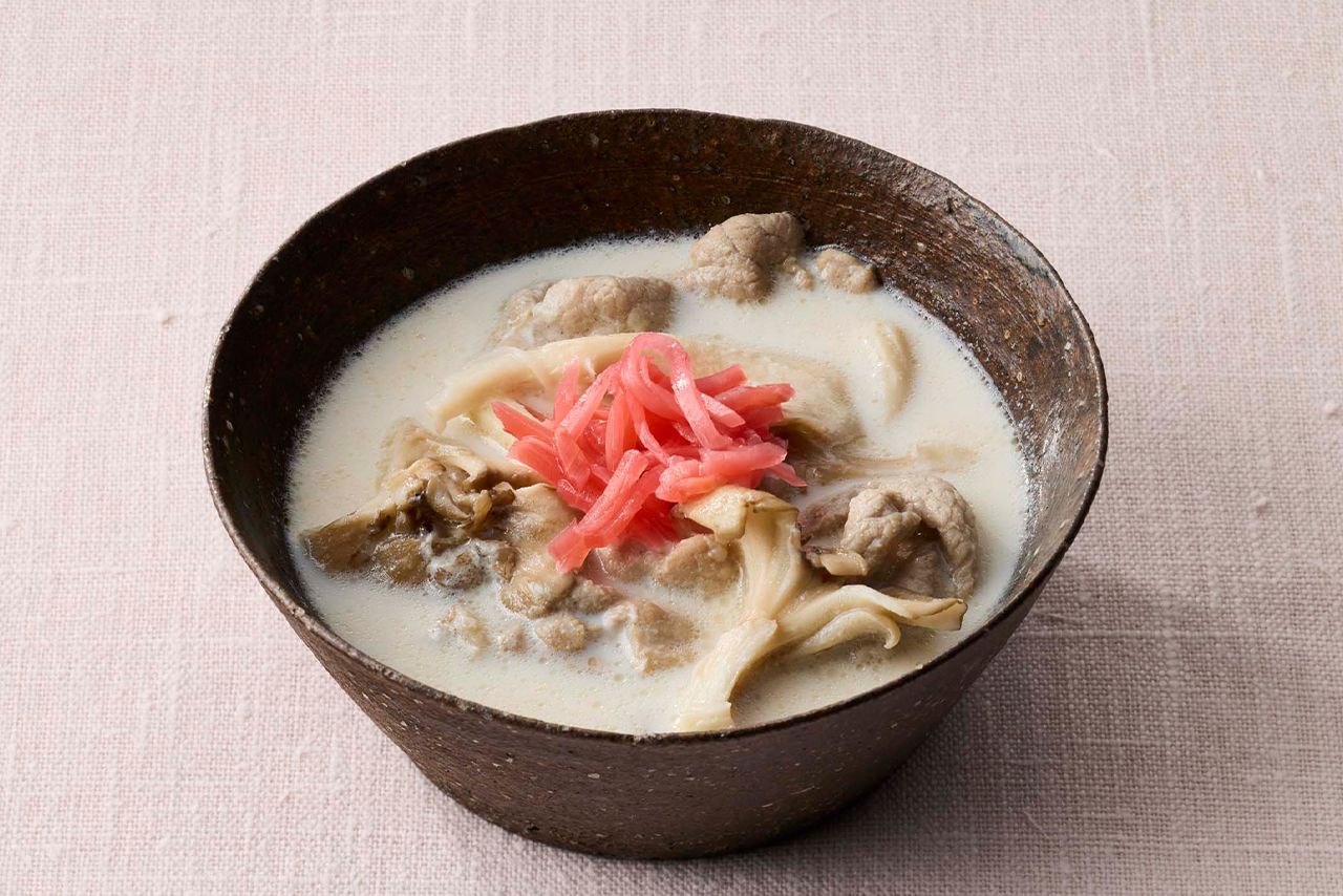 きのこのとんこつ風スープ