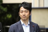 小泉進次郎の “育休取得”、政治評論家が「まず無理でしょう」と一刀両断