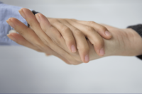 異性の手に触れた瞬間、悪寒が走った「本能の答え」には逆らえない