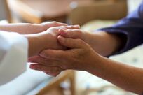 ＜AID＞精子提供で生まれた60代女性、31歳まで明かされず「嘘の中で、大きな不信感」