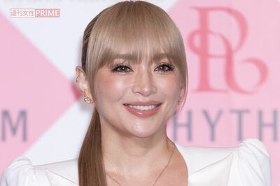 浜崎あゆみがSNSに投稿した“新ビジュアル”に「AIみたいになってる」「本物のJKじゃん」ネットに衝撃走る…