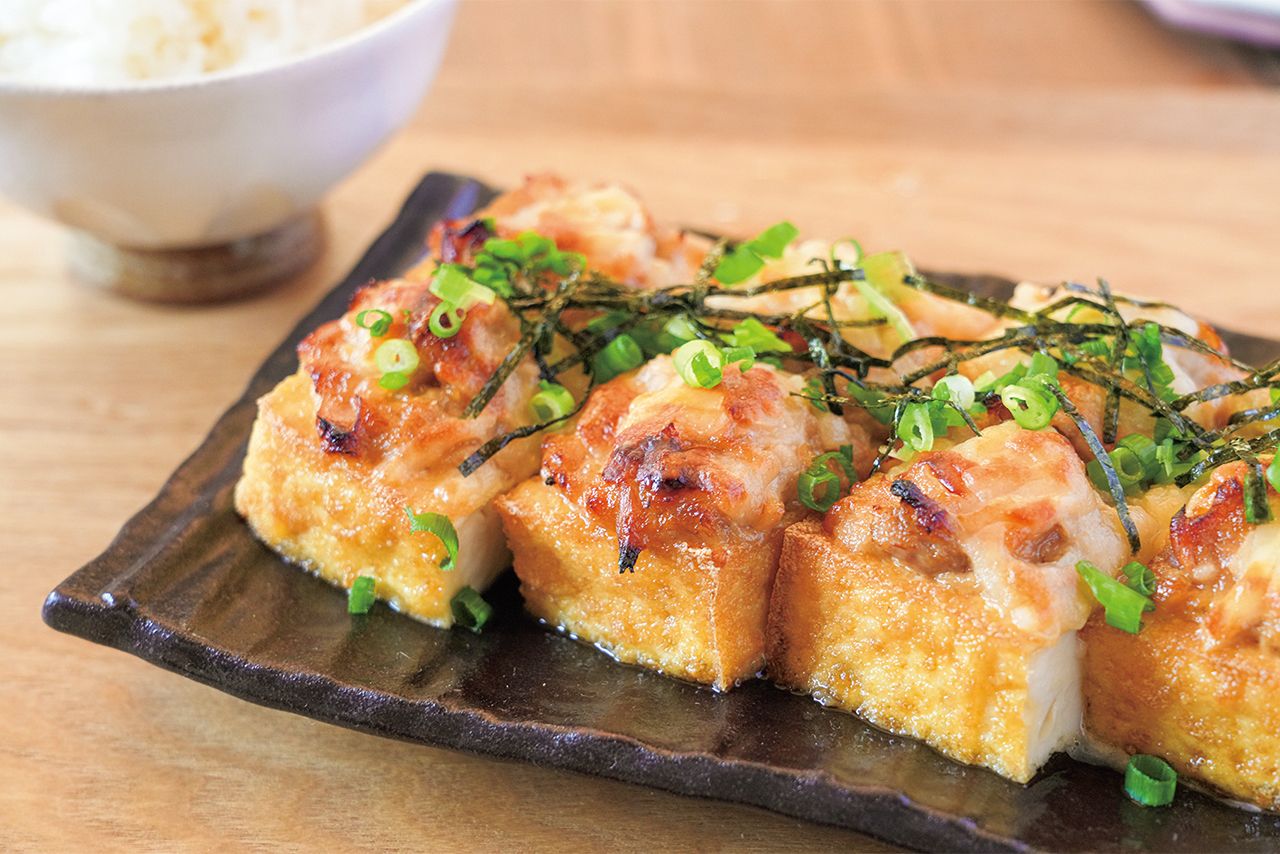 ツナと厚揚げのみそチーズ焼き