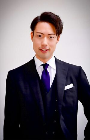 大久保雅士さん●メンタリスト／ビジネス心理コンサルタント。生命保険会社勤務を経て、プロのメンタリストに。2016年の「メンタリズム・バトル・ロワイヤル」で優勝。著書に『「8秒」で人の心をつかむ技術』（ダイヤモンド社）。