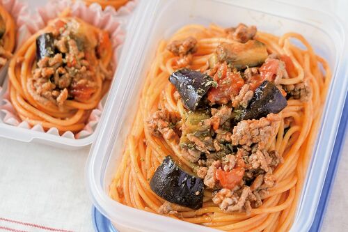 夏野菜のミートパスタ