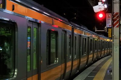 酔って上り線下り線を間違えるのも悲惨だ（写真はイメージです）