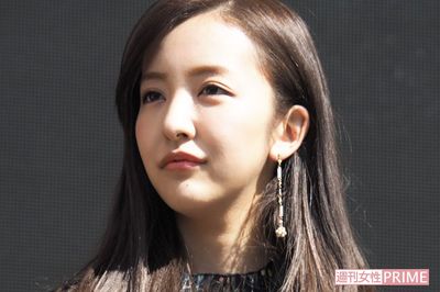 板野友美に西野七瀬、“大所帯” を離れたあとに待ち受ける「試練と課題」