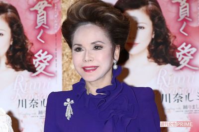 デヴィ夫人の炎上発言「不妊の原因は堕胎」主張の危うさ、不妊治療で苦しむ女性の嘆き