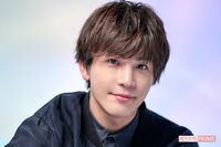 岩田剛典、Netflix『金魚妻』で篠原涼子も絶賛の肉体美を披露「エロスを期待してもいい作品に」