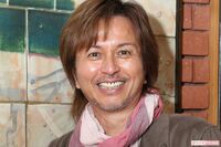 竹本孝之、現在は「歌手と園芸農家の“二刀流”」アイドルを3年で辞めて俳優業から遠ざかる中、今でも貫く…