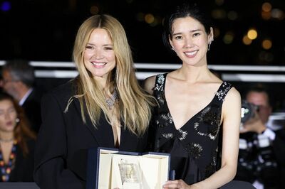 映画『急に具合が悪くなる』で日本人初の「カンヌ最優秀女優賞」受賞、岡本多緒が母校講演会で語った〈身長…