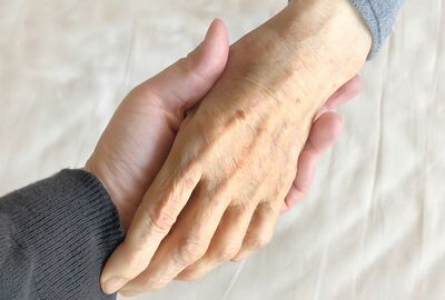 未婚・ひとりっ子の“パラサイトシングル”が直伝「心身がすり減らない」介護術