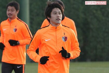 練習中の内田篤人
