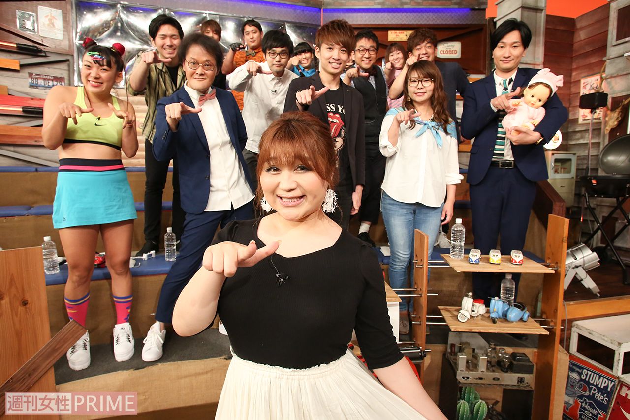 ガヤ芸人とパチリ　撮影／坂本利幸