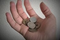 【東京貧困のリアル】自治体差で運命が決まる不当、ネットカフェ難民のその後を追う