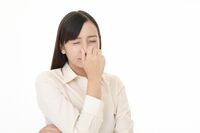 即効性の高い“点鼻薬”で症状悪化!? 過去4番目の多さと発表された東京都の花粉、市販の点鼻薬を買うときに…