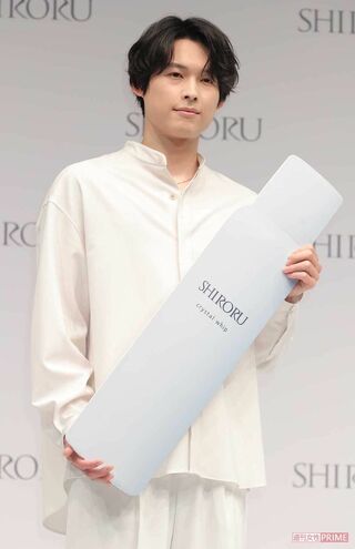 7月1日『SHIRORU』のブランドアンバサダーとして都内で行われた発表会に登壇した松村北斗