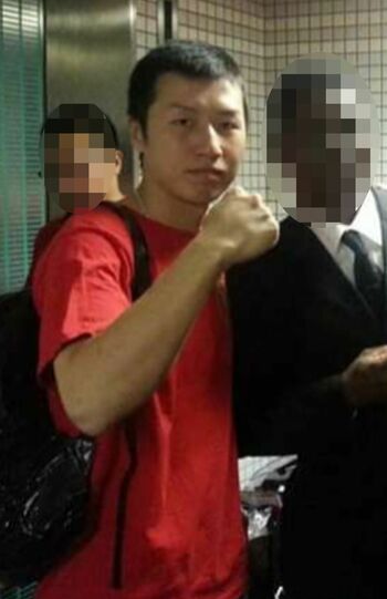 ボクサー時代の嶋津容疑者（SNSより）