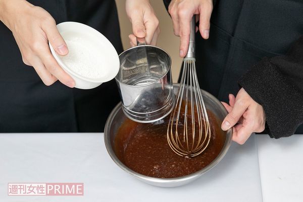 ふるい入れたほうがなめらかに！