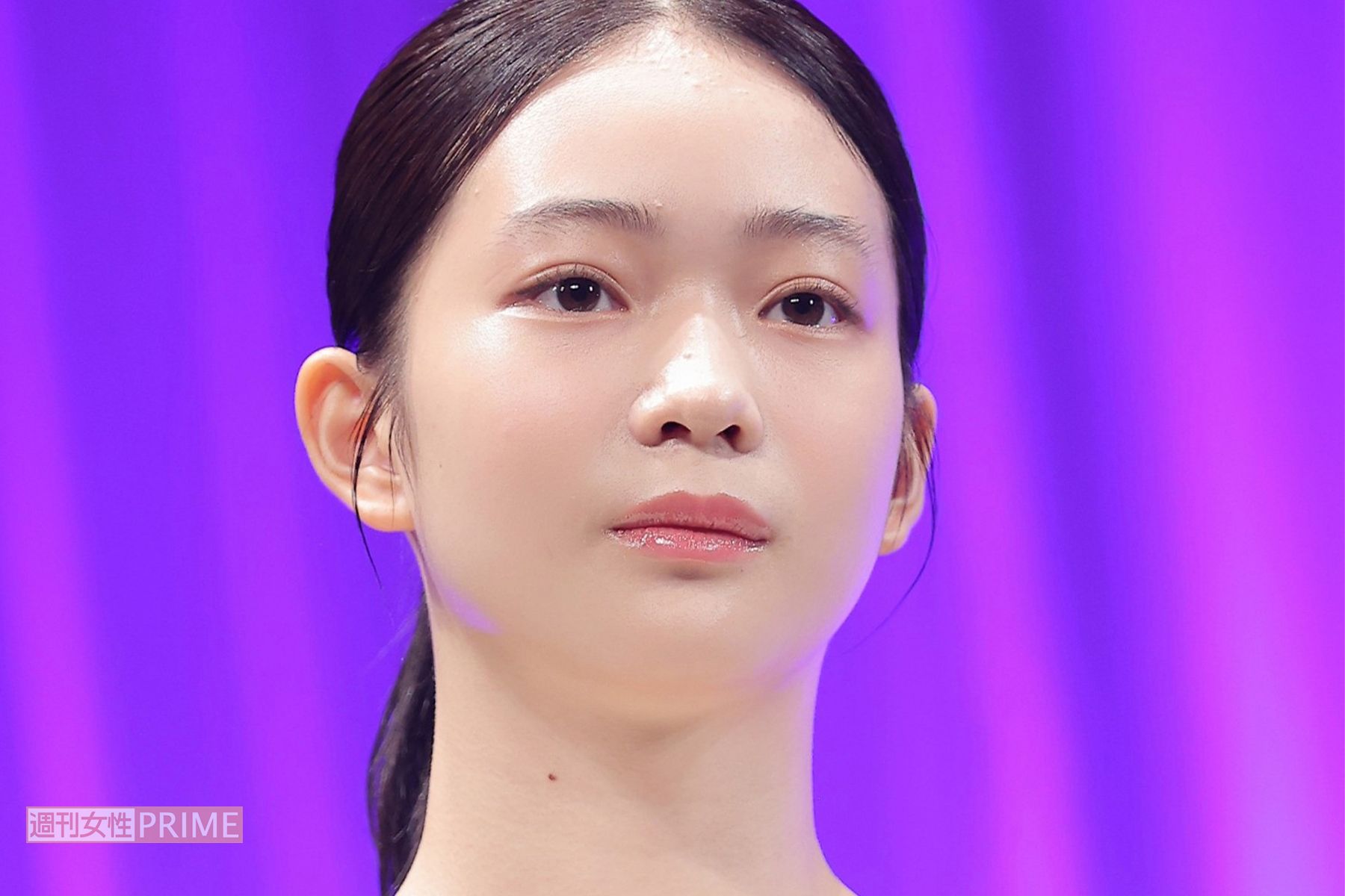 ドラマ『ぼくたちん家』で楠ほたる役を演じる白鳥玉季